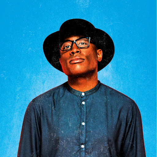 校花被两根粗黑来回进出视频
